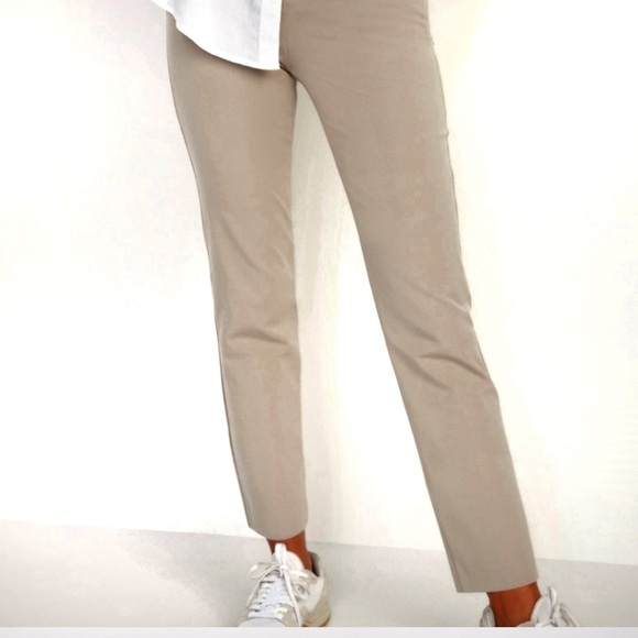 Old Navy The Pixie Pants Womens Size 4 Tan Chino Classic Women’s Casual Khakis - Picture 1 of 10